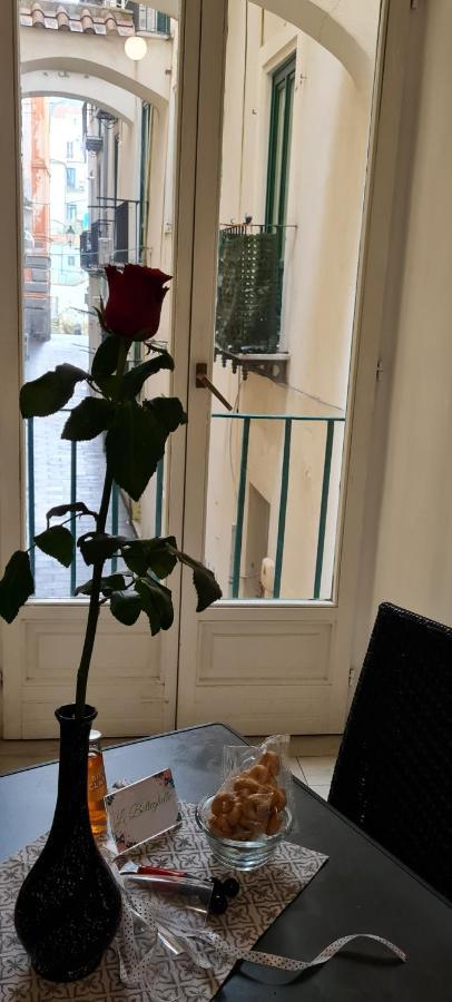 Le Ginestre In Centro Bed and Breakfast Salerno Exteriör bild