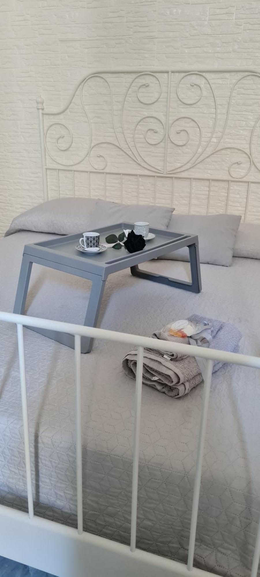 Le Ginestre In Centro Bed and Breakfast Salerno Rum bild