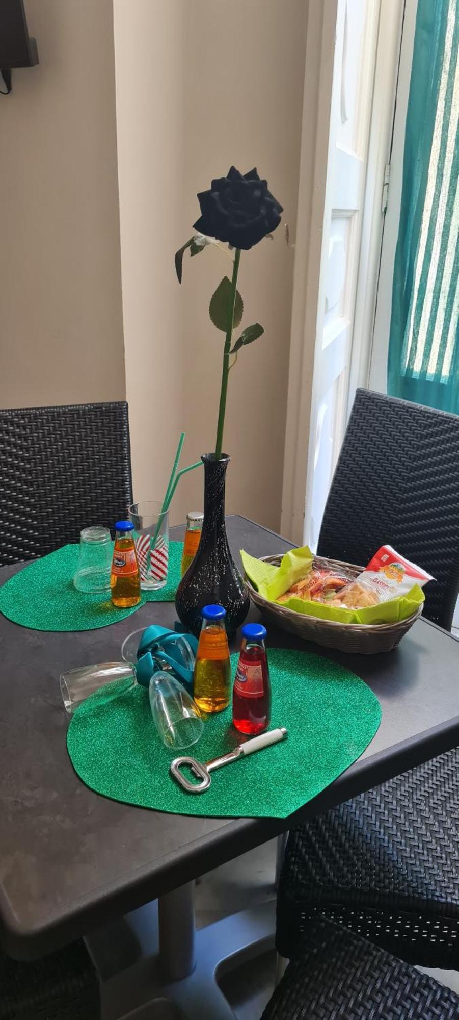Le Ginestre In Centro Bed and Breakfast Salerno Rum bild